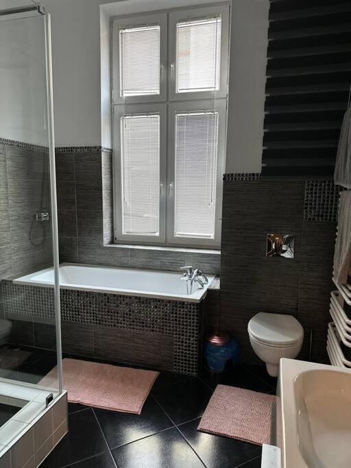 P-122 Piotrkowska Apartment. Łódź Buitenkant foto