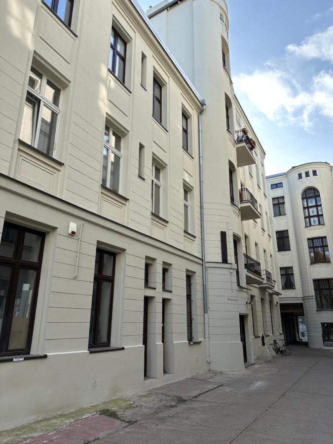 P-122 Piotrkowska Apartment. Łódź Buitenkant foto